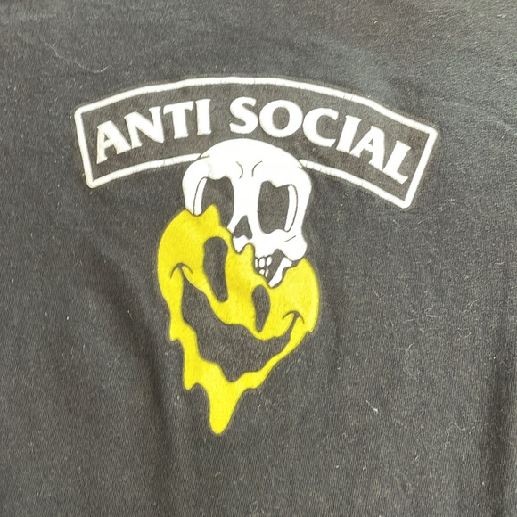 Eighty Eight Brand Men’s  “Anti-Social” Black T-Shirt Size Small - Picture 2 of 8